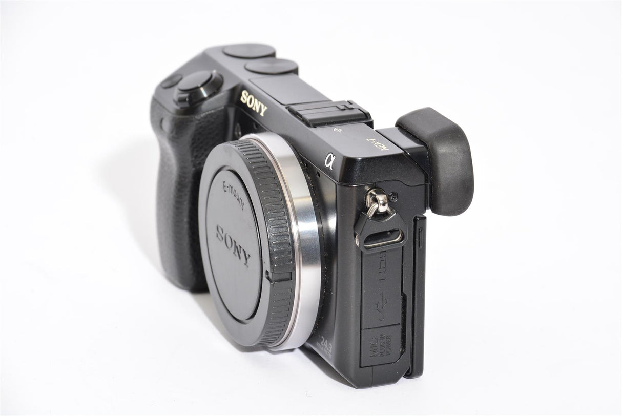 Used Sony Nex-7 with 18-55mm Lens