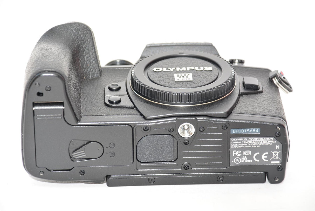 Used Olympus OM-D E-M1 Mark II Mirrorless Camera