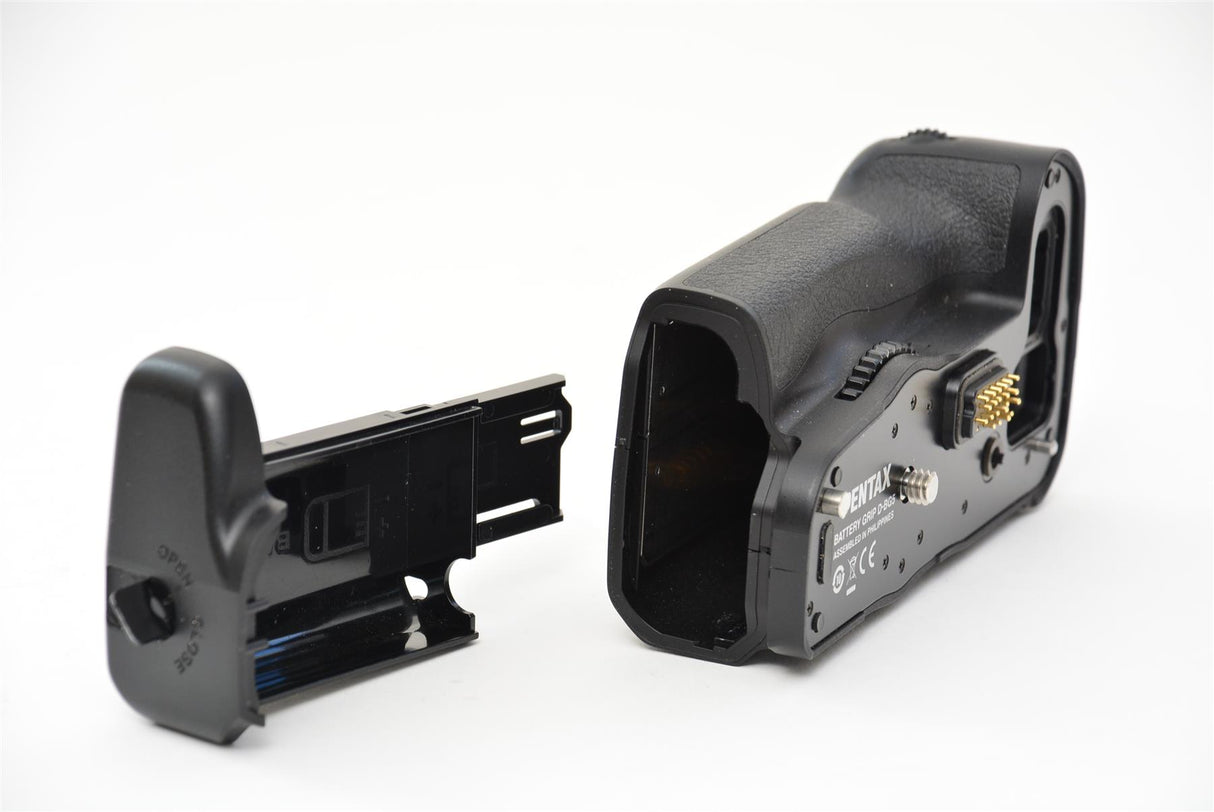 Used Pentax D-BG5 Battery Grip