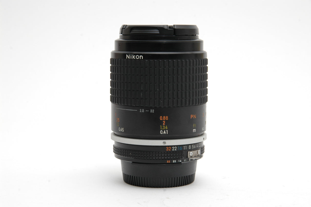 Used Nikon Nikkor 105mm f2.8 Macro Lens