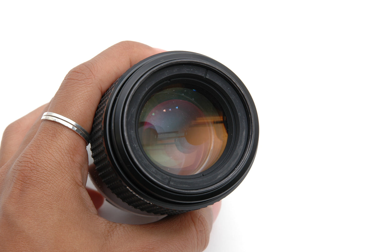 Used Nikon Nikkor 105mm f2.8 Macro Lens