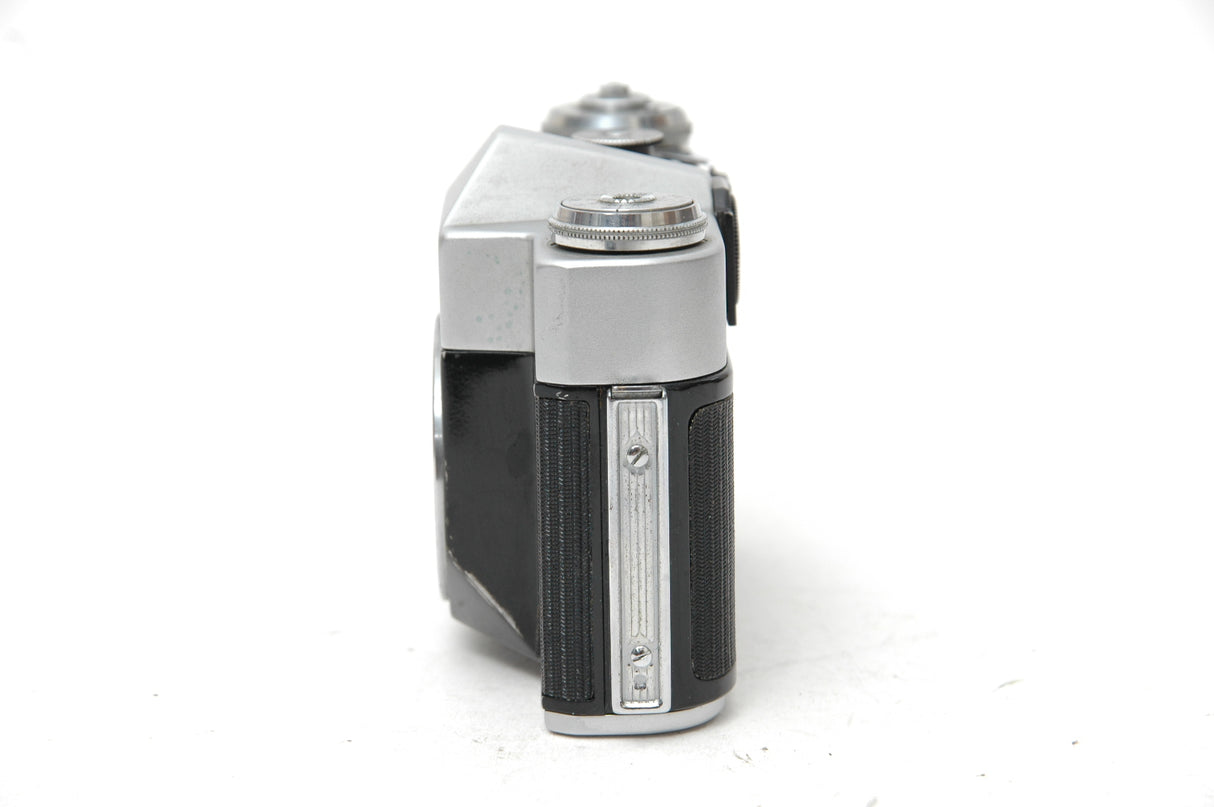 Used Revueflax-B 35mm Film Camera - Silver