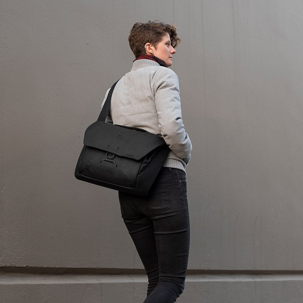 Peak Design Everyday Messenger 13L v2 - Black