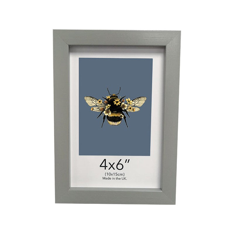 Bugg Frame - Light Grey - 8x10