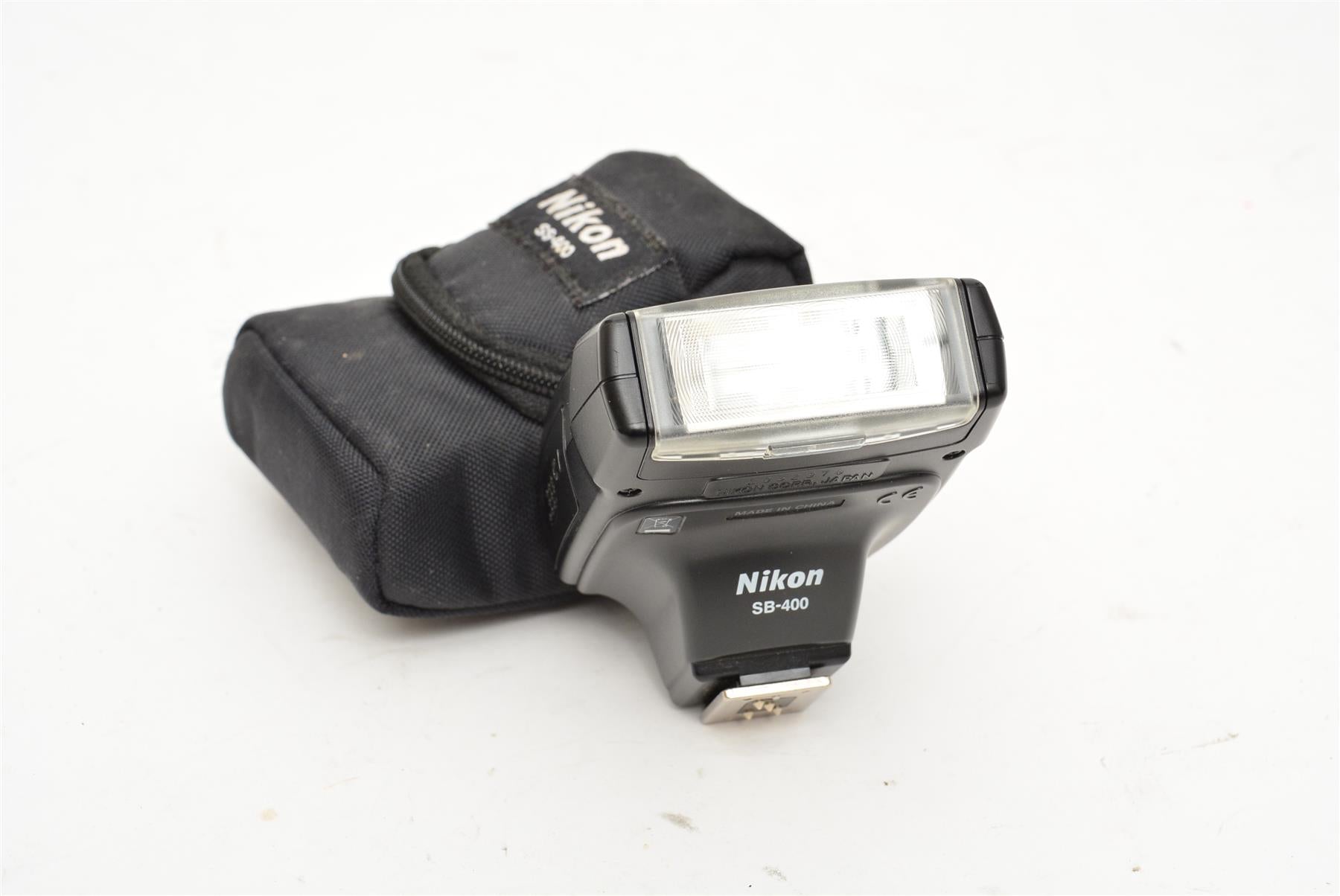 Used Nikon SB-400 Flash
