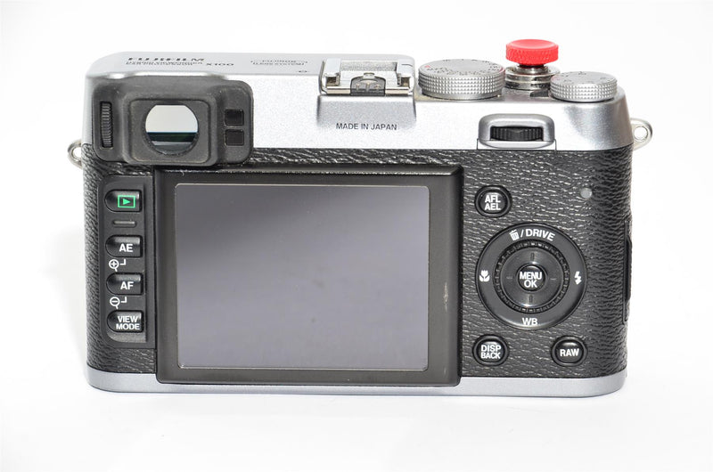 Used Fujifilm X100- Silver Argent
