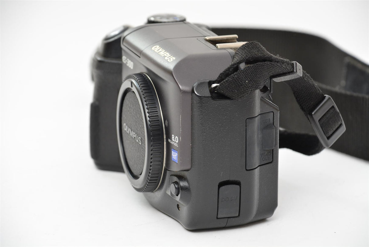Used Olympus E-300 DSLR Camera