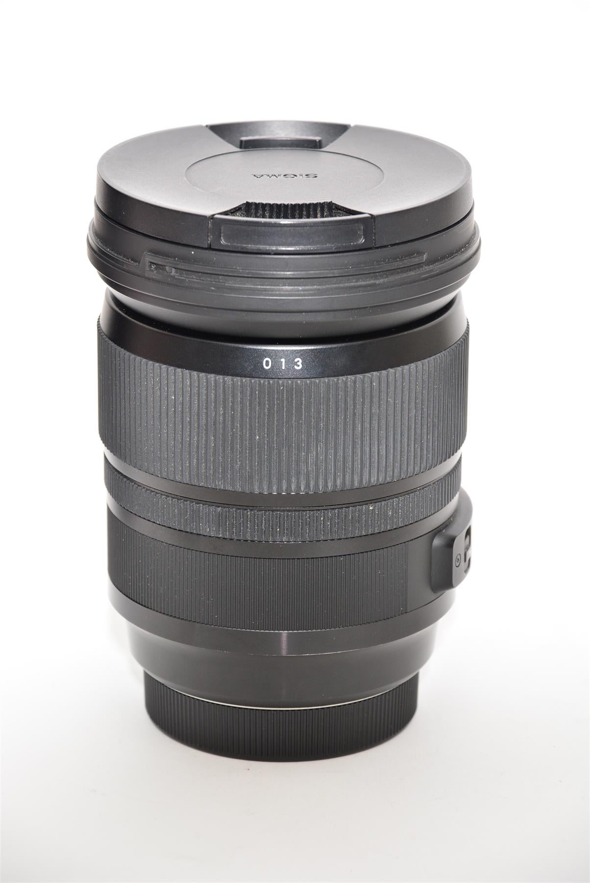 Used Sigma 24-105mm f/4 DG OS HSM Lens For Canon