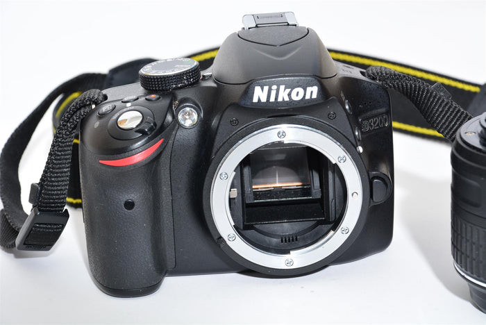 Used Nikon D3200 with 18-55 Kit + Sigma 70-300mm Lens