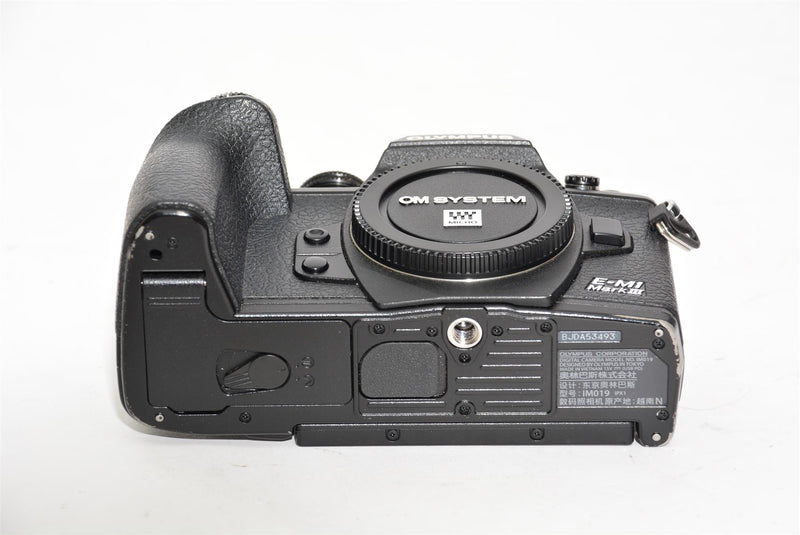 Used Olympus OM-D E-M1 Mark III Mirrorless Camera