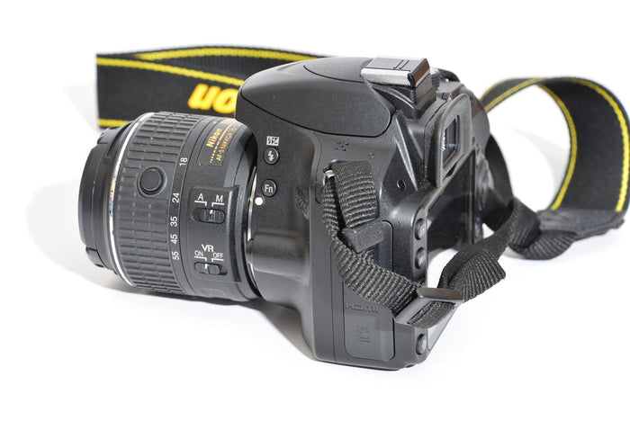 Used Nikon D3200 with 18-55 Kit + Sigma 70-300mm Lens