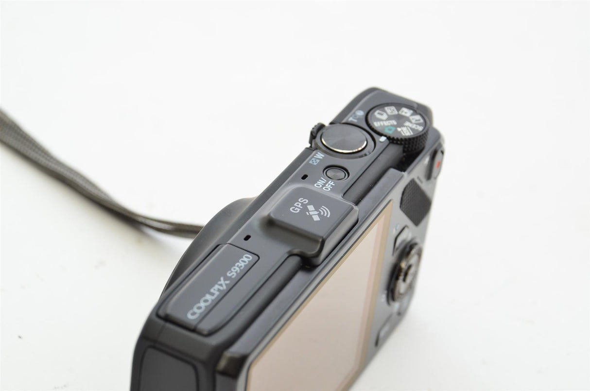 Used Nikon Coolpix S9300 Compact Camera