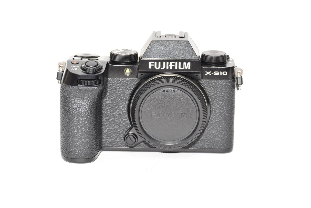 Used Fujifilm X-S10 - Black