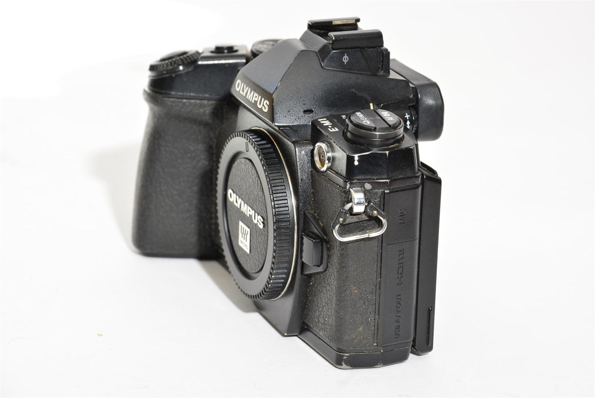 Used Olympus OM-D E-M1 Mirrorless Camera