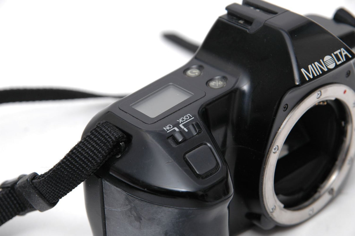 Used Minolta Dynax 3000i 35mm Film Camera