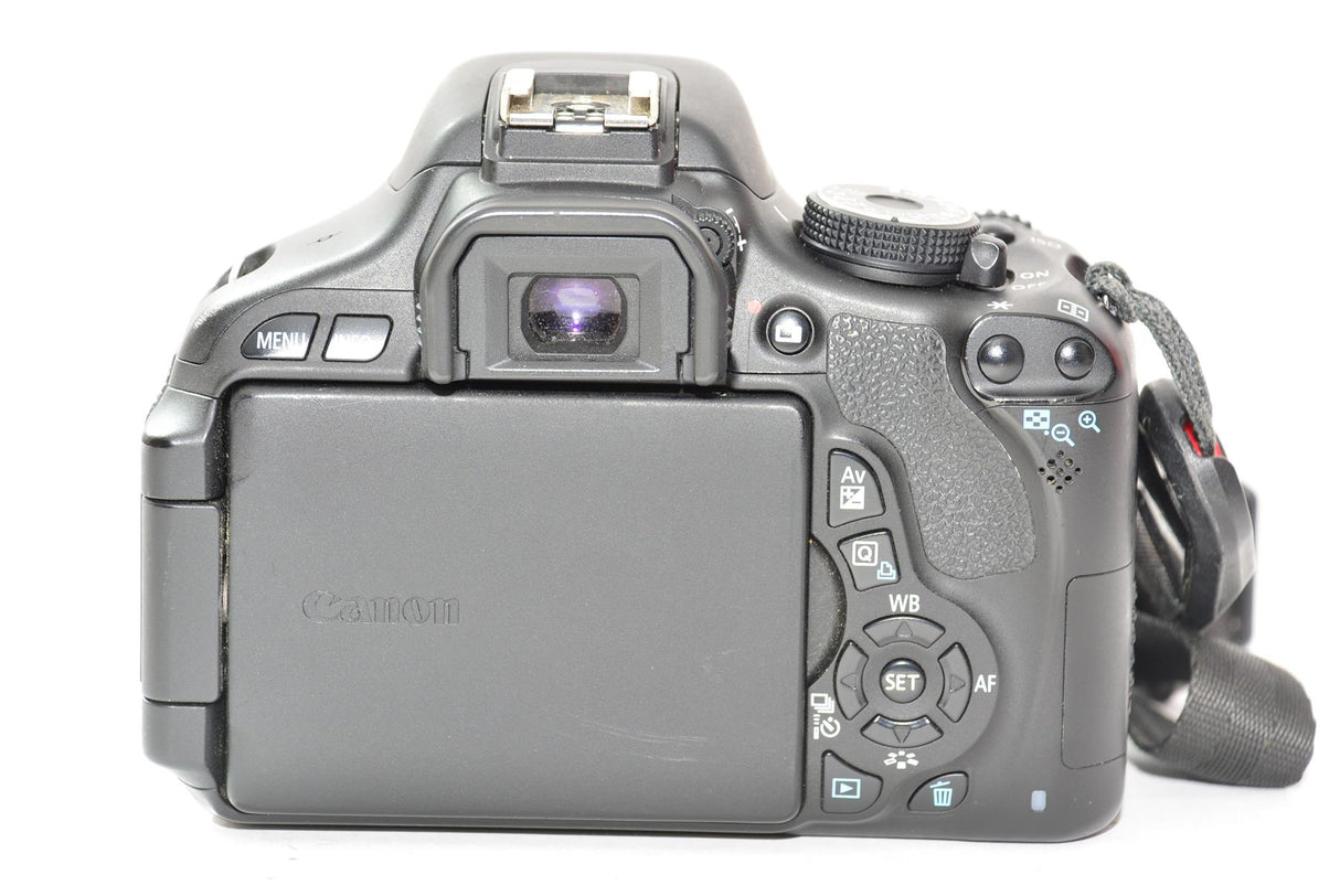 Used Canon EOS 600D DSLR Camera
