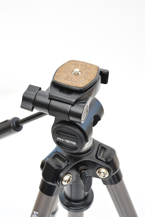 Used Velbon Sherpa 200 PH-157Q Tripod
