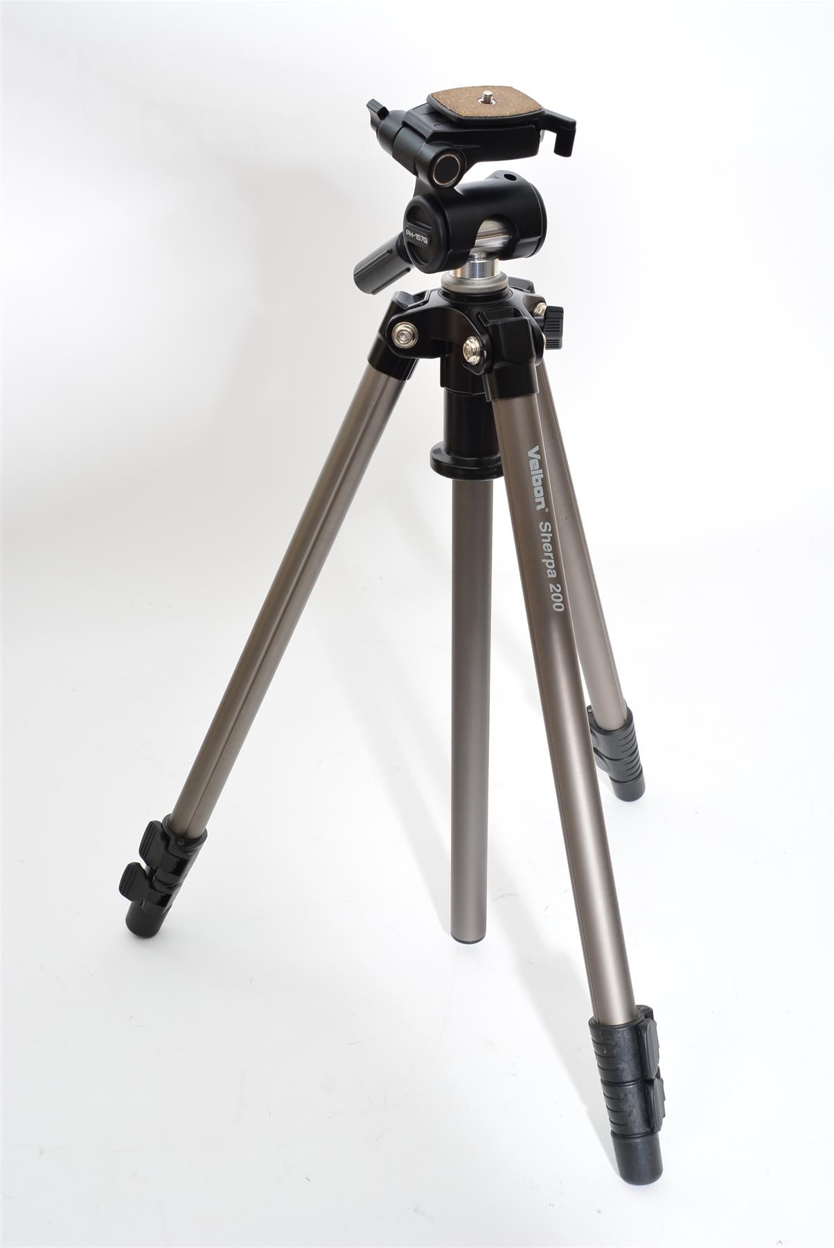 Used Velbon Sherpa 200 Tripod