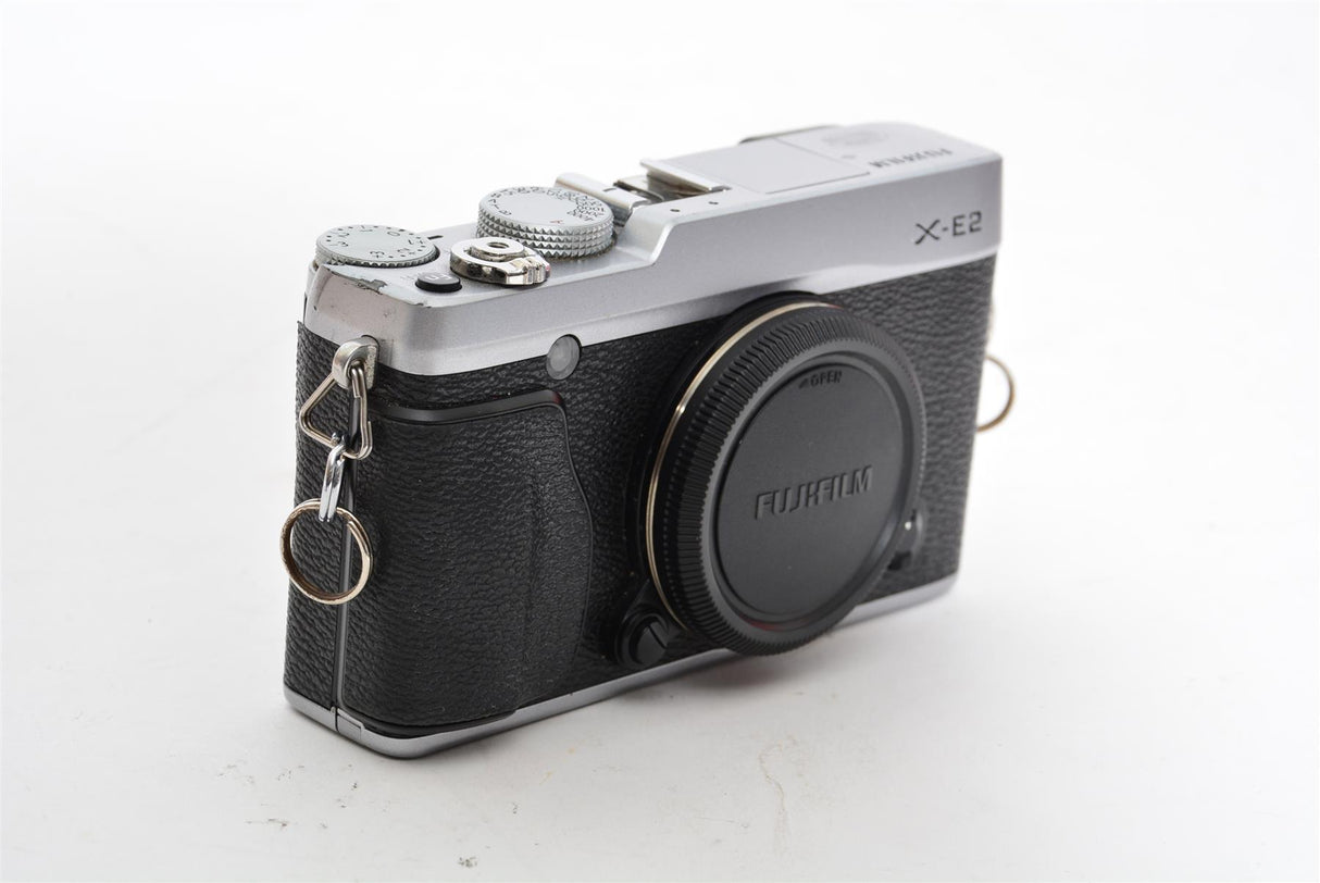Used Fujifilm X-E2 Mirrorless Digital Camera