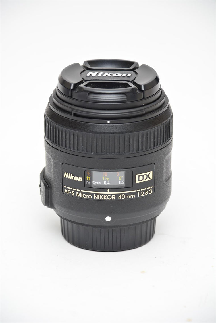 Used Nikon Nikkor AF-S DX 40mm f/2.8G Micro Lens