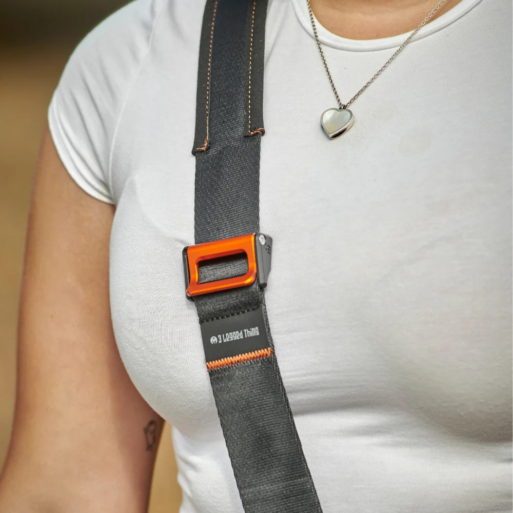 3 Legged Thing AXIS 44 MOONDUST | PADDED NECK & SHOULDER STRAP