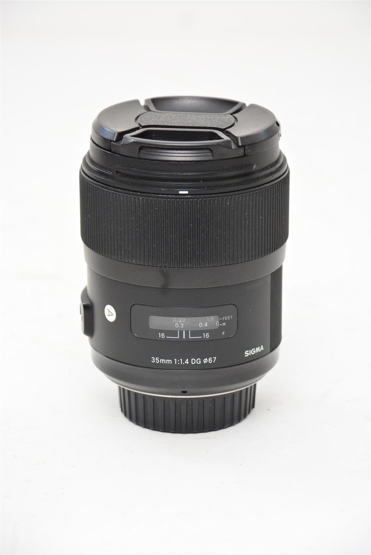 Used Sigma 35mm f/1.4 DG Nikon Fit Lens