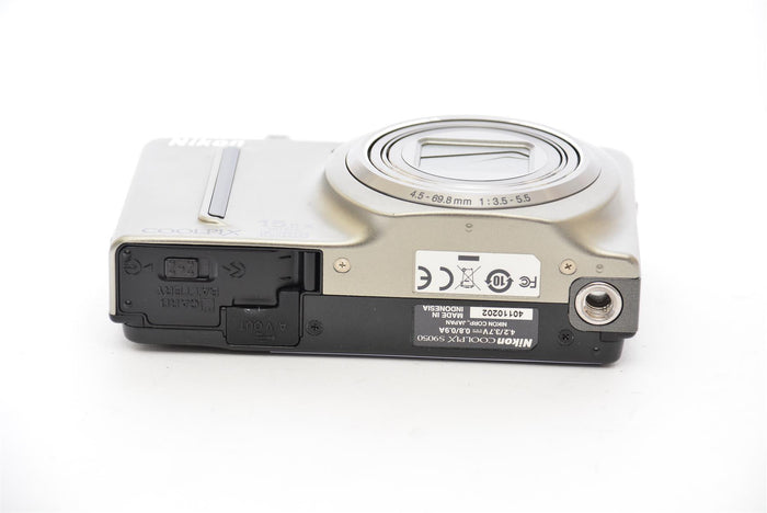 Used Nikon Coolpix S9050