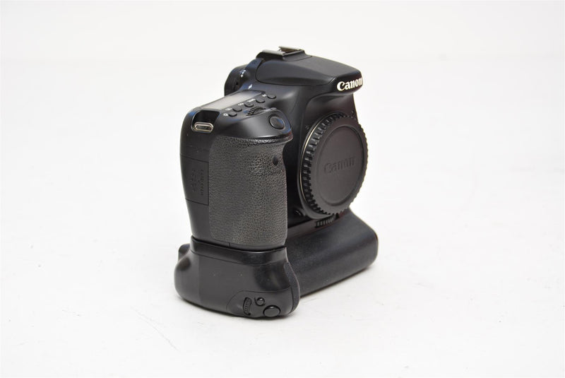 Used Canon EOS 70D DSLR Camera