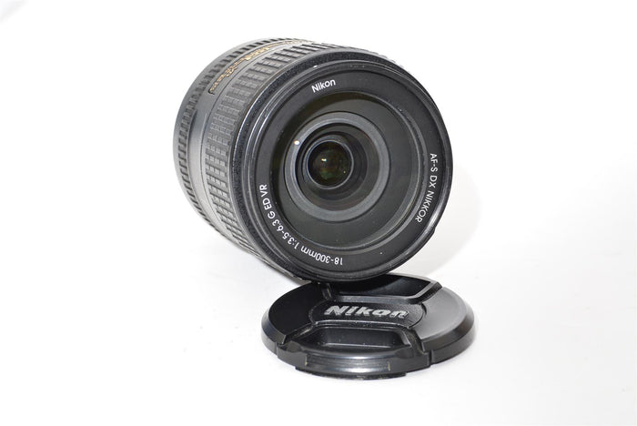 Used Nikon AF-S DX Nikkor 18-300mm f/3.5-6.3 G ED VR Lens