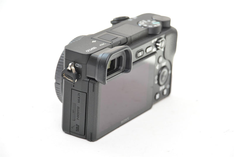 Used Sony A6400 Digital Camera with 18-135mm Lens