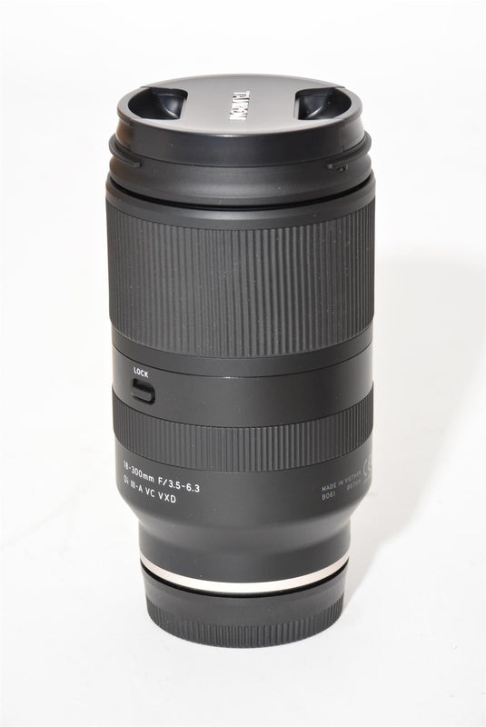 Used Tamron 18-300mm F/3.5-6.3 DI III-A VC VXD Sony E