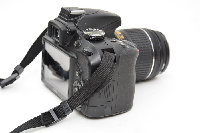 Used Nikon D3400 with 18-55mm VR Kit