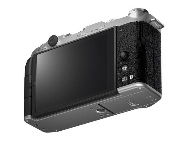 Fujifilm X-M5 with XC 15-45mm f3.5-5.6 OIS PZ Lens - Silver