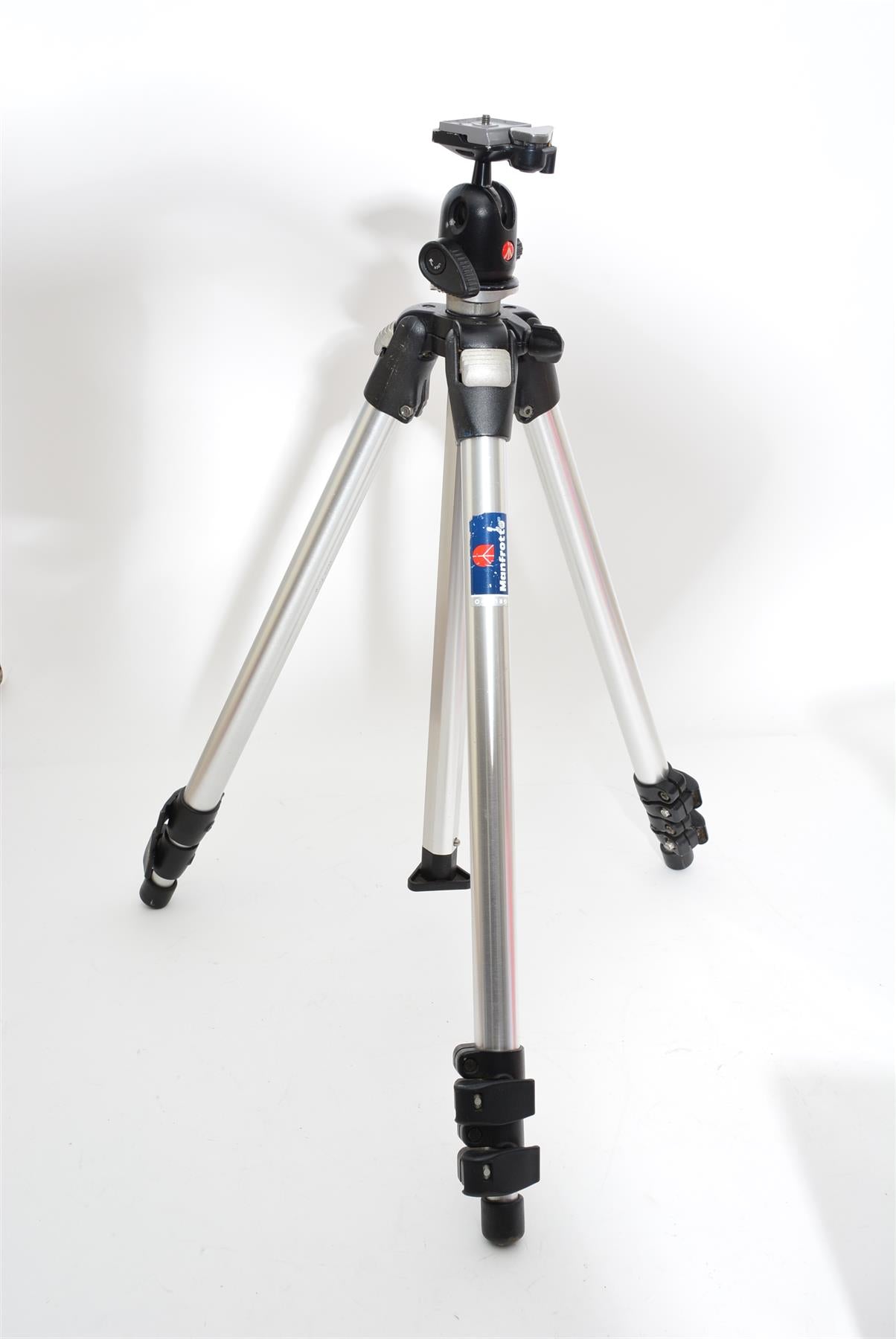Used Manfrotto Gruppo 055CL Tripod with 496RC2 Head