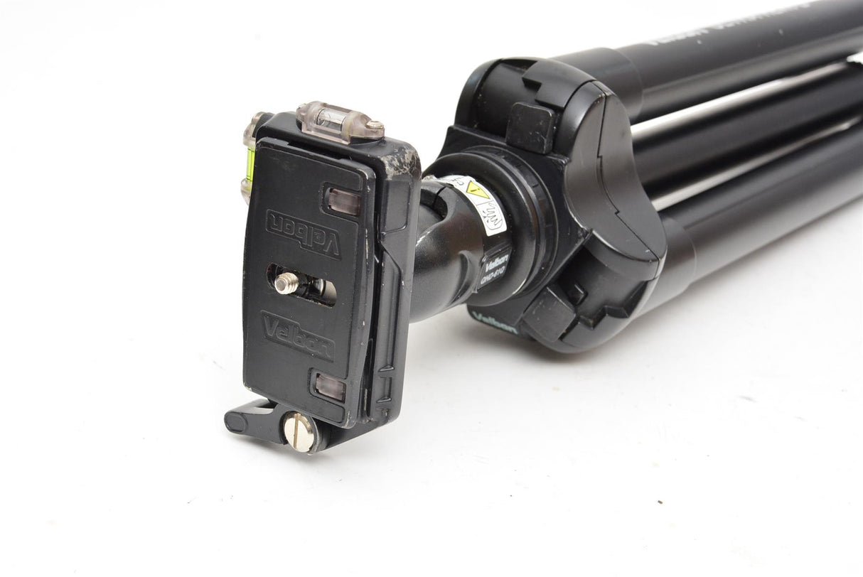 Used Velbon Ultra Rexi L Tripod with QHD-61Q Head