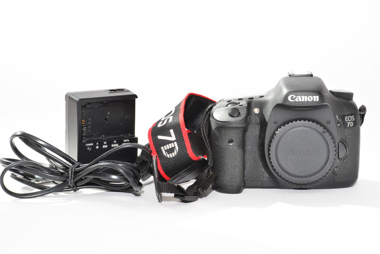 Used Canon EOS 7D DSLR Camera