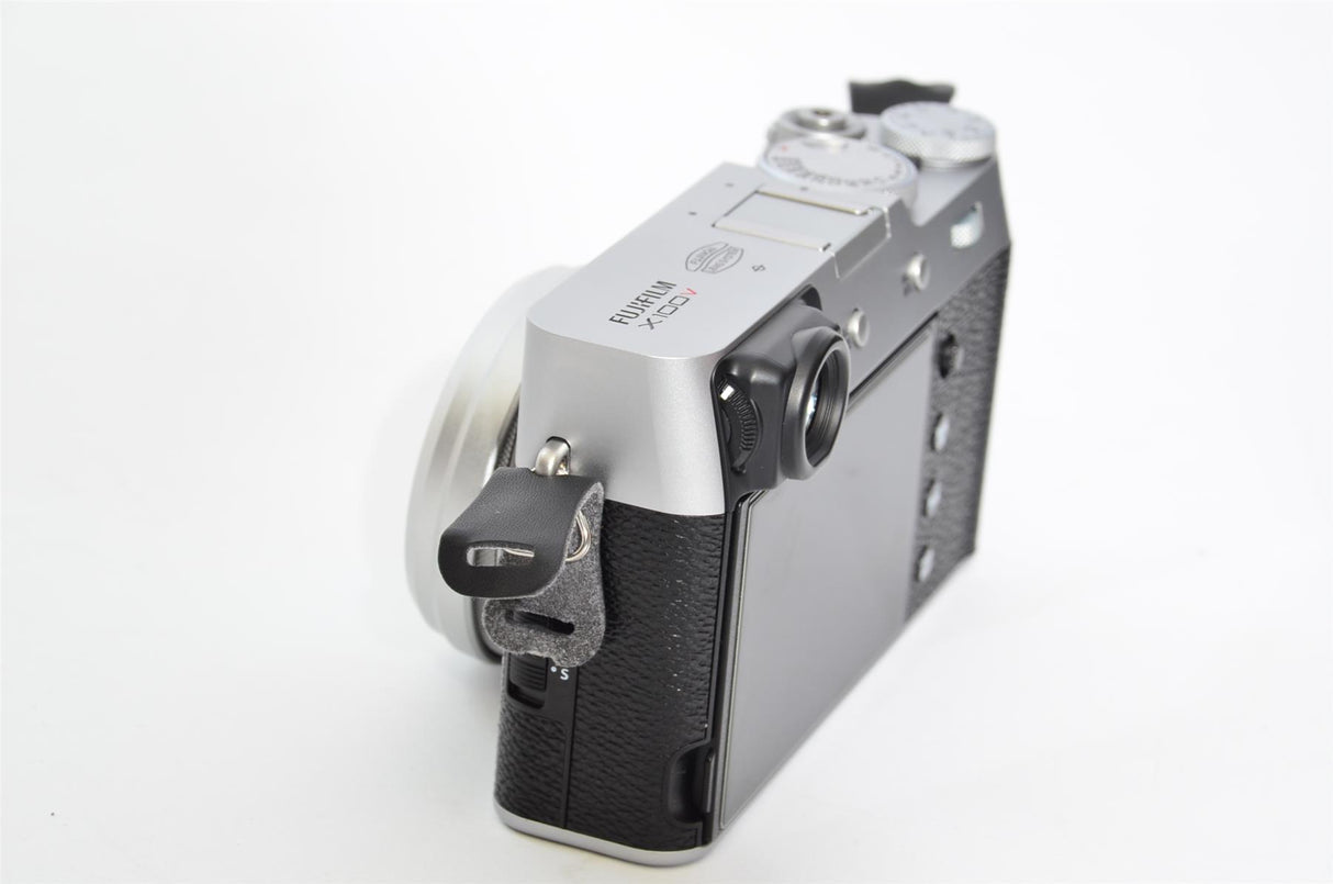 Used Fujifilm X100V Silver Argent