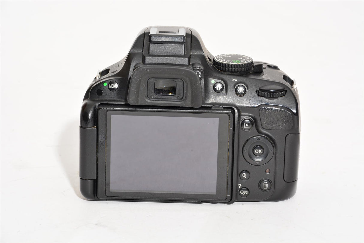 Used Nikon D5100 DSLR Camera