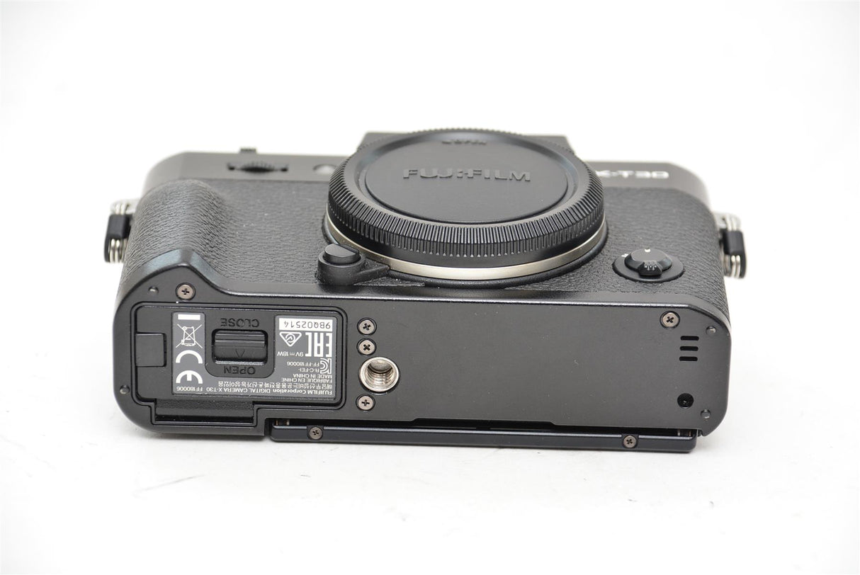 Used Fujifilm X-T30 Mirrorless Camera & 18-55mm XF Lens Black