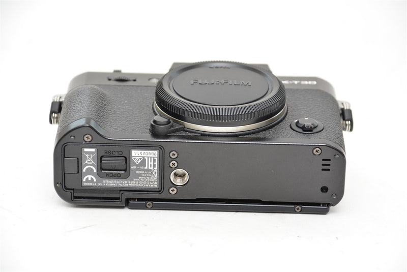 Used Fujifilm X-T30 Mirrorless Camera & 18-55mm XF Lens Black