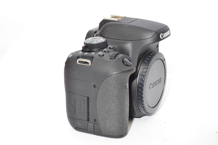 Used Canon EOS 750D