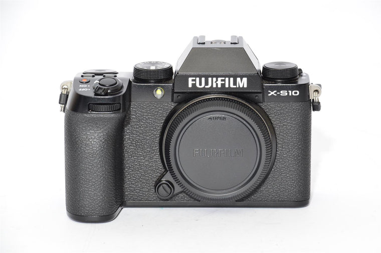 EX-DEMO Fujifilm X-S10 digital Camera Body