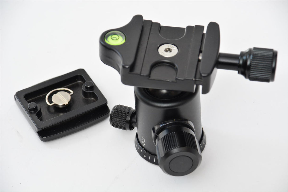 Used Beschoi M234 Tripod