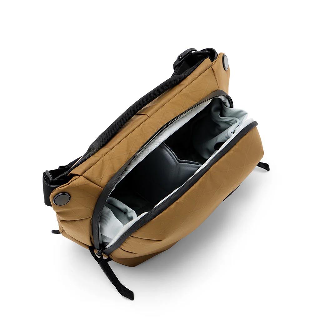 Peak Design Everyday Sling 3L v2 - Coyote
