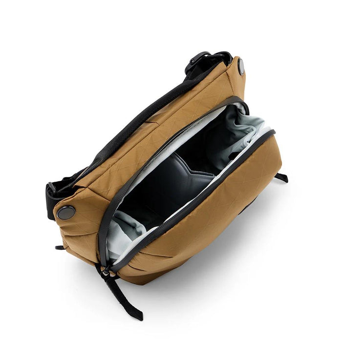 Peak Design Everyday Sling 3L v2 - Coyote