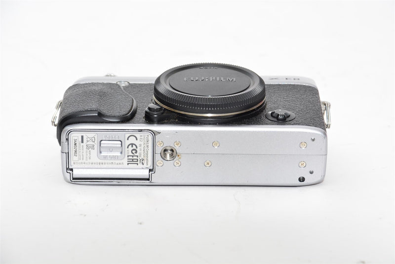 Used Fujifilm X-E2 Mirrorless Digital Camera
