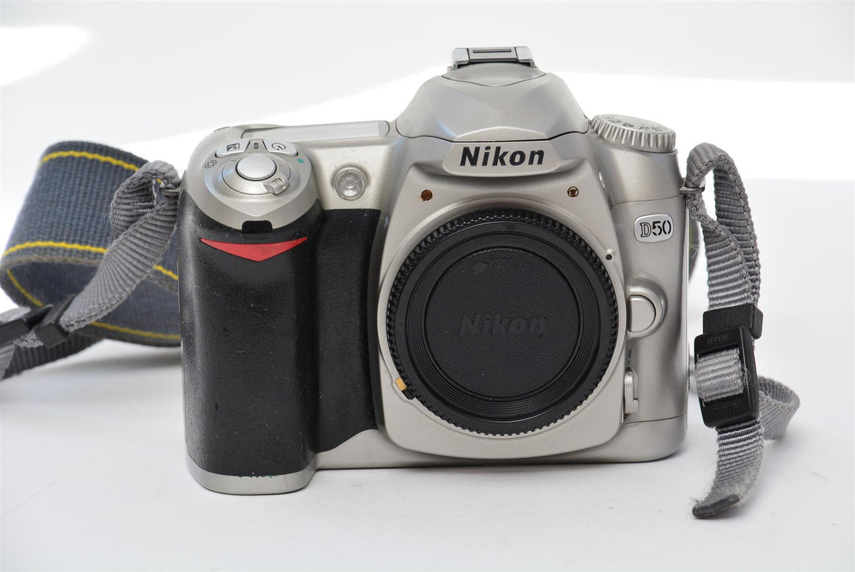 Used Nikon D50 DSLR Camera Body - Silver