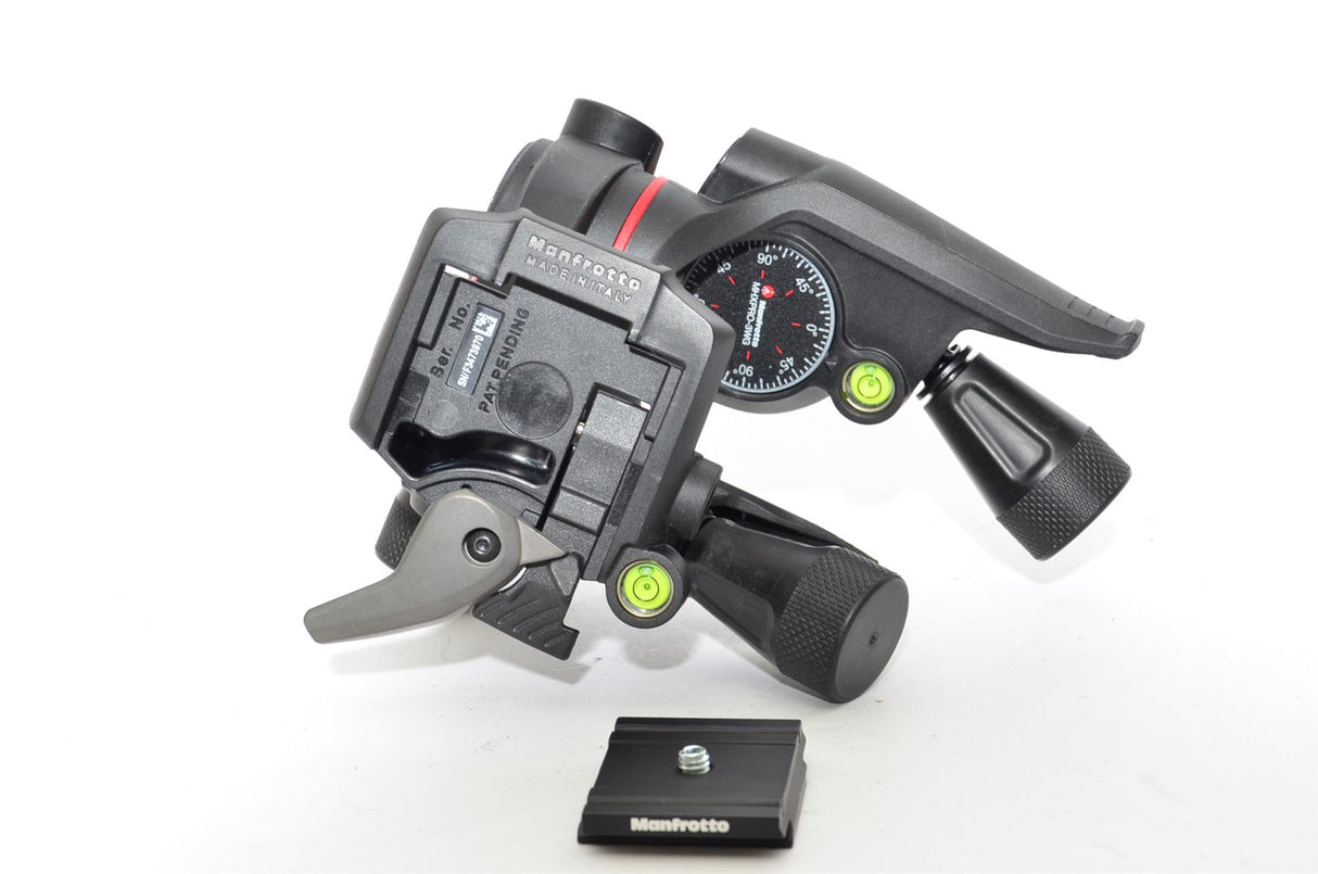 Ex Display - XPRO Geared Three-way pan/tilt tripod head
