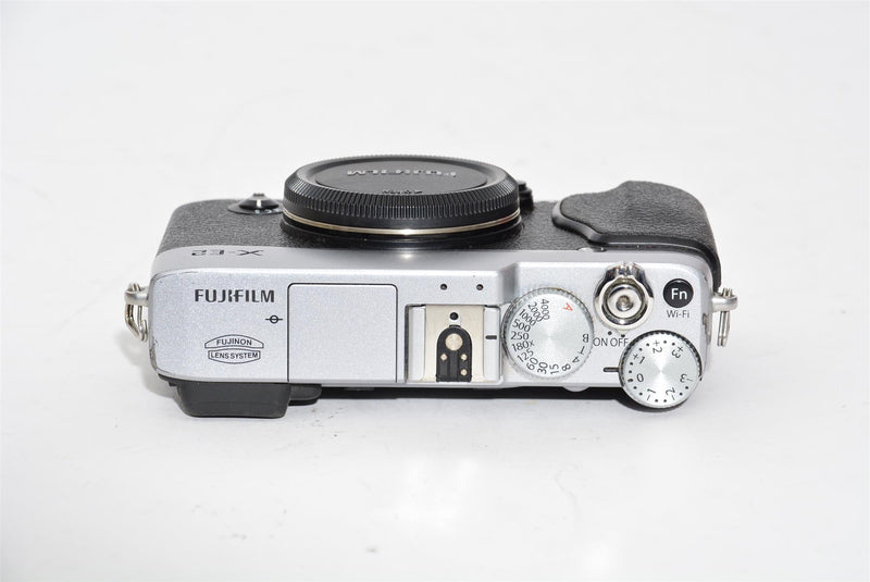 Used Fujifilm X-E2 Mirrorless Digital Camera