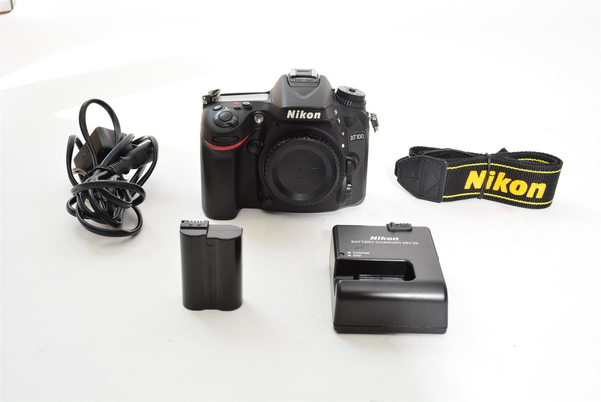 Used Nikon D7100 Body